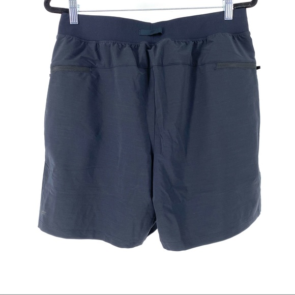 Fabletics Shorts Fabletics Mens 7 Franchise Short Black L Poshmark